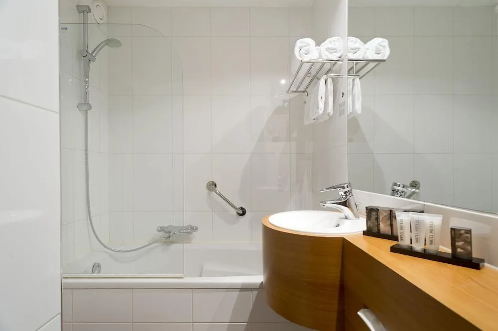 Inntel Hotels Rotterdam Centre 4*,
