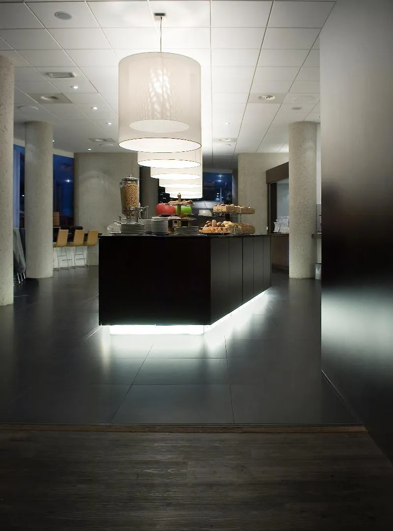 ****  Doubletree By Hilton Rotterdam Centre Hotel Holland
